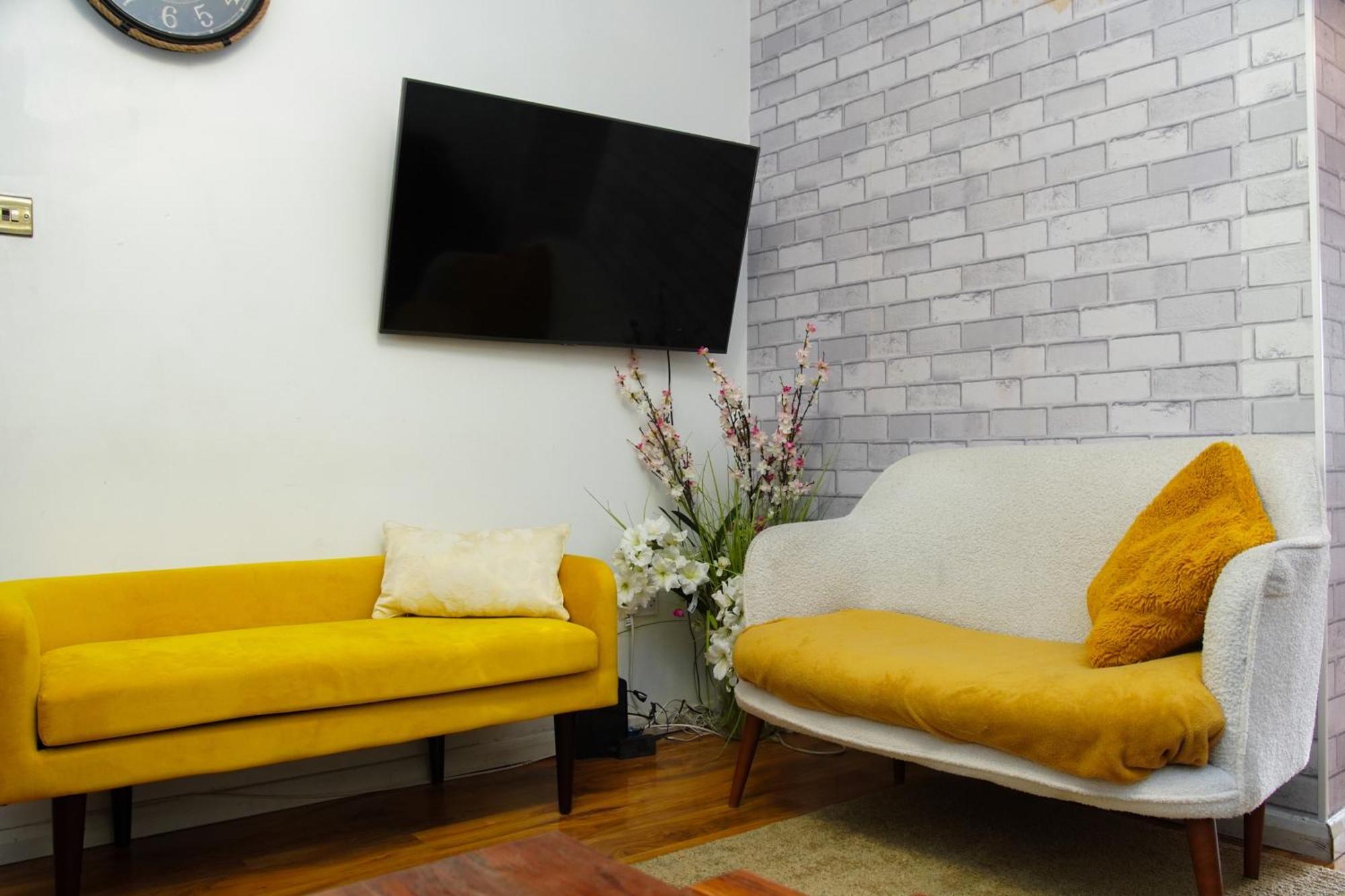 House Near Cardiff City Centre Экстерьер фото